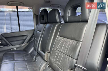 Позашляховик / Кросовер Mitsubishi Pajero Wagon 2005 в 