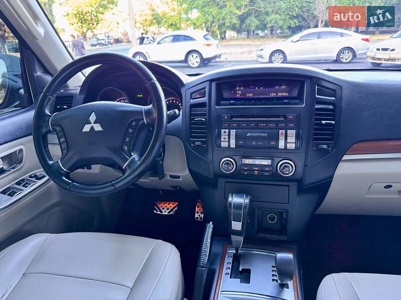 Внедорожник / Кроссовер Mitsubishi Pajero Wagon 2007 в Одессе