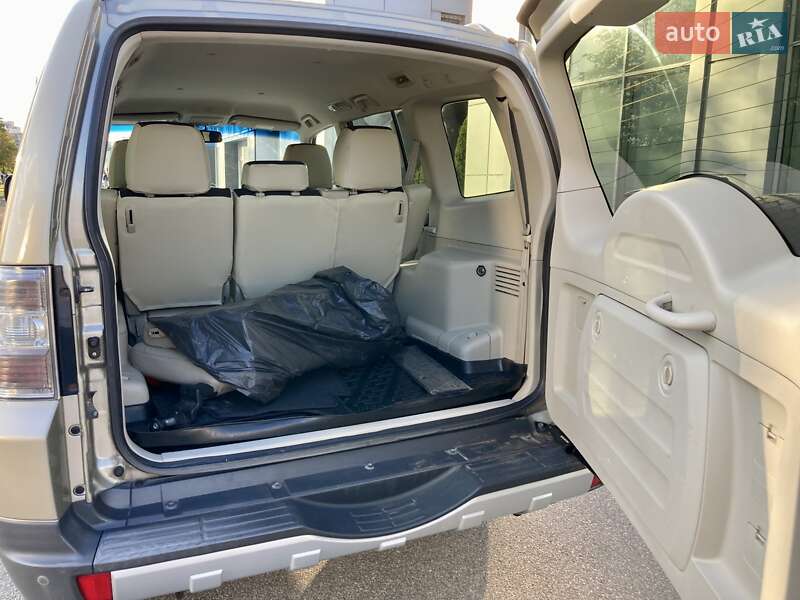 Внедорожник / Кроссовер Mitsubishi Pajero Wagon 2007 в Киеве