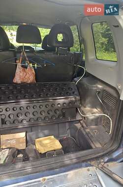 Внедорожник / Кроссовер Mitsubishi Pajero Wagon 2001 в 