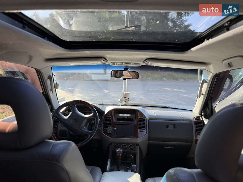 Внедорожник / Кроссовер Mitsubishi Pajero Wagon 2006 в Черкассах