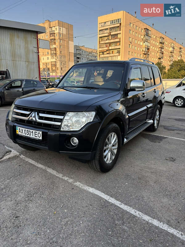 Внедорожник / Кроссовер Mitsubishi Pajero Wagon 2007 в Харькове