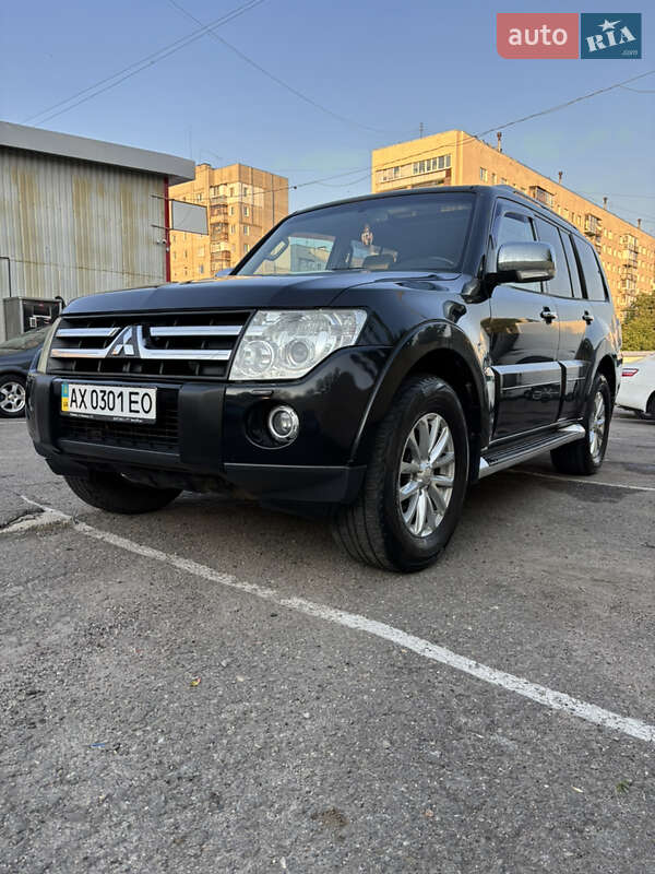 Внедорожник / Кроссовер Mitsubishi Pajero Wagon 2007 в Харькове