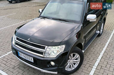 Внедорожник / Кроссовер Mitsubishi Pajero Wagon 2014 в 