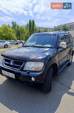 Внедорожник / Кроссовер Mitsubishi Pajero Wagon 2006 в Киеве