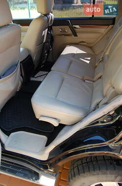 Внедорожник / Кроссовер Mitsubishi Pajero Wagon 2008 в 
