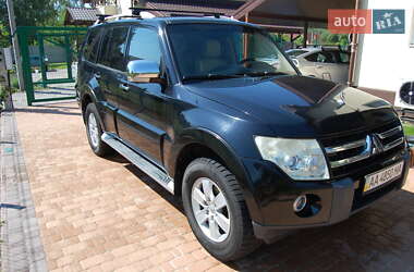 Внедорожник / Кроссовер Mitsubishi Pajero Wagon 2008 в 