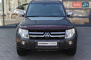 Внедорожник / Кроссовер Mitsubishi Pajero Wagon 2011 в 
