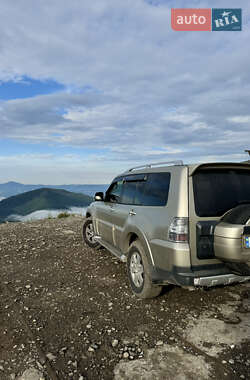 Позашляховик / Кросовер Mitsubishi Pajero Wagon 2008 в Києві