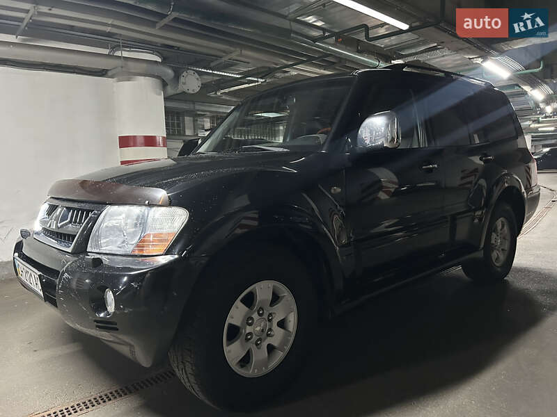 Внедорожник / Кроссовер Mitsubishi Pajero Wagon 2006 в Киеве фото 2 Внедорожник / Кроссовер Mitsubishi Pajero Wagon 2006 в Киеве