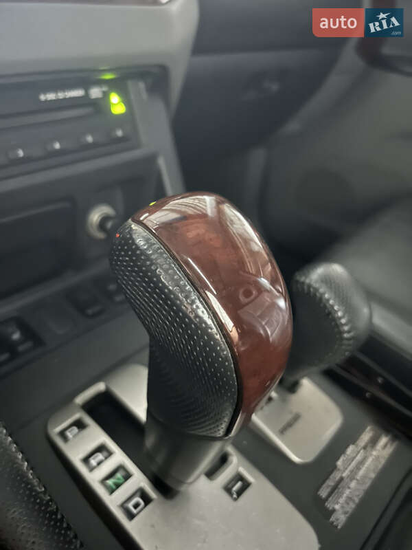 Внедорожник / Кроссовер Mitsubishi Pajero Wagon 2006 в Киеве фото 38 Внедорожник / Кроссовер Mitsubishi Pajero Wagon 2006 в Киеве