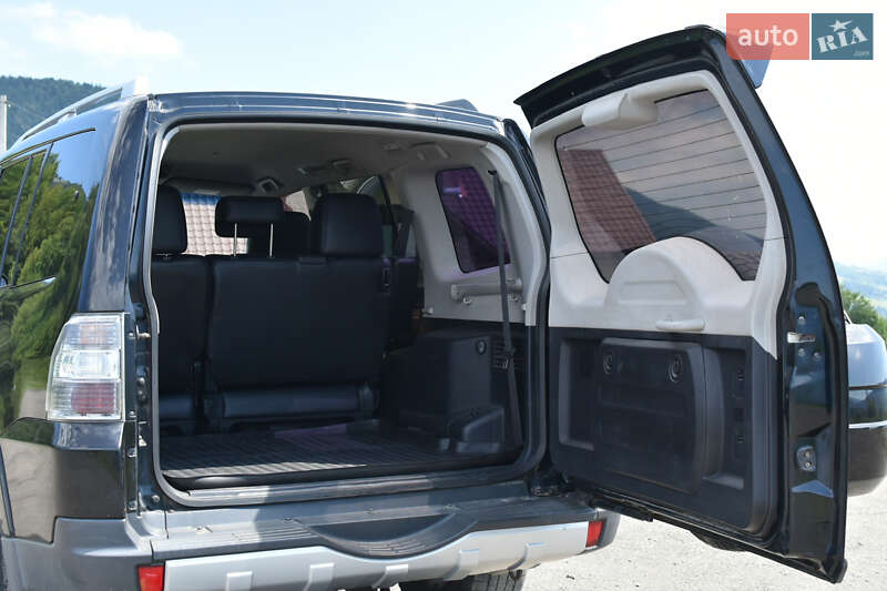 Внедорожник / Кроссовер Mitsubishi Pajero Wagon 2008 в Тячеве