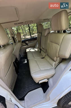 Внедорожник / Кроссовер Mitsubishi Pajero Wagon 2012 в 