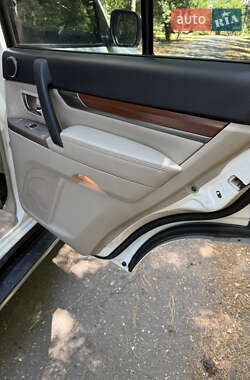 Внедорожник / Кроссовер Mitsubishi Pajero Wagon 2012 в 