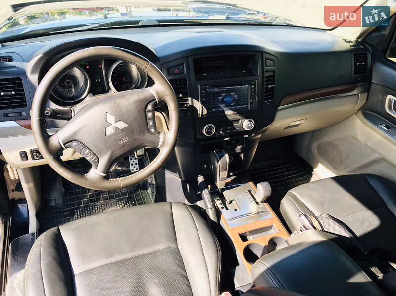 Внедорожник / Кроссовер Mitsubishi Pajero Wagon 2007 в Одессе фото 18 Внедорожник / Кроссовер Mitsubishi Pajero Wagon 2007 в Одессе