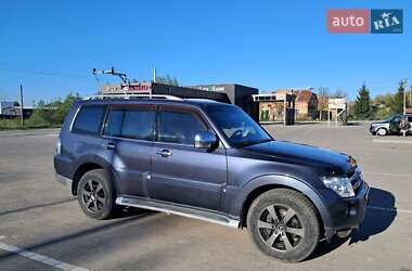 Внедорожник / Кроссовер Mitsubishi Pajero Wagon 2007 в 