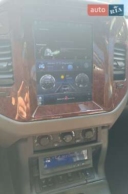 Внедорожник / Кроссовер Mitsubishi Pajero Wagon 2001 в 
