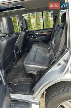 Позашляховик / Кросовер Mitsubishi Pajero Wagon 2008 в 
