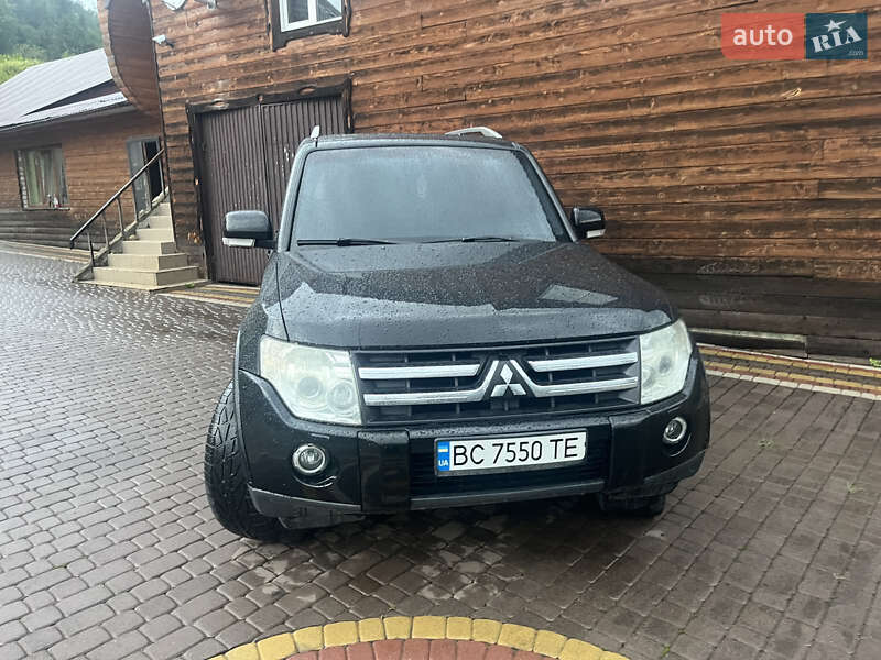 Mitsubishi Pajero Wagon 2007