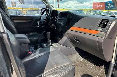 Внедорожник / Кроссовер Mitsubishi Pajero Wagon 2007 в 