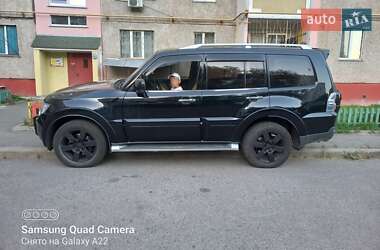 Внедорожник / Кроссовер Mitsubishi Pajero Wagon 2008 в 
