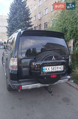 Внедорожник / Кроссовер Mitsubishi Pajero Wagon 2008 в 