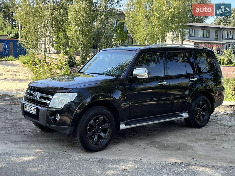 Mitsubishi Pajero Wagon 2008