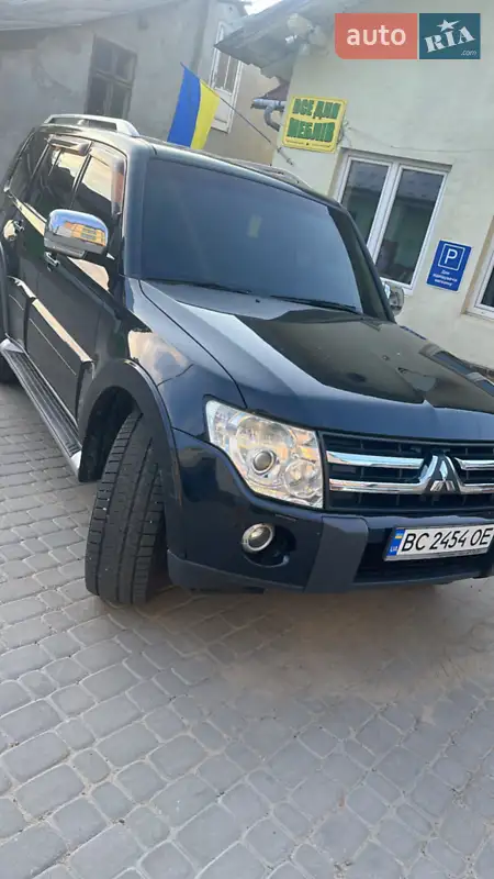 Mitsubishi Pajero Wagon