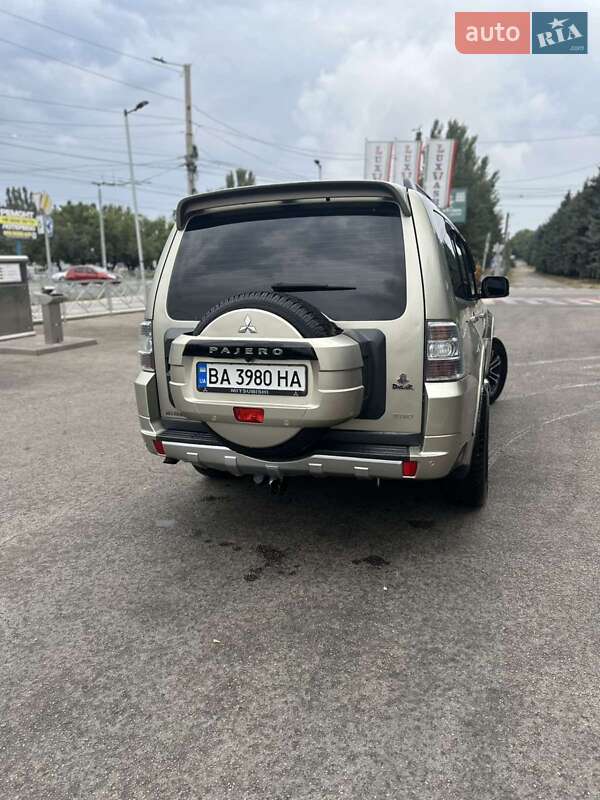 Позашляховик / Кросовер Mitsubishi Pajero Wagon 2010 в Кропивницькому фото 9 Позашляховик / Кросовер Mitsubishi Pajero Wagon 2010 в Кропивницькому