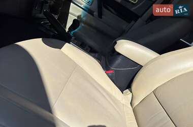 Внедорожник / Кроссовер Mitsubishi Pajero Wagon 2012 в 