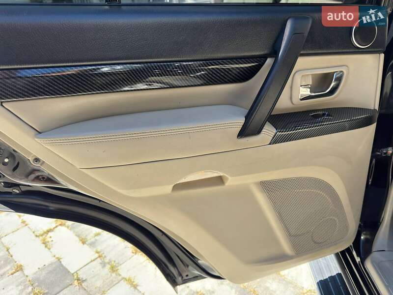 Внедорожник / Кроссовер Mitsubishi Pajero Wagon 2012 в Ахтырке