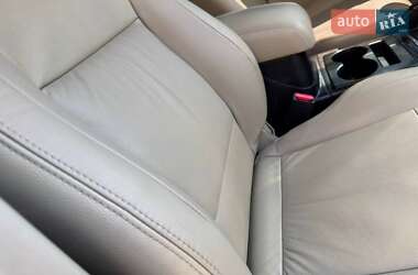 Внедорожник / Кроссовер Mitsubishi Pajero Wagon 2012 в 