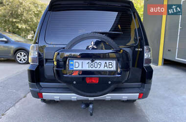 Внедорожник / Кроссовер Mitsubishi Pajero Wagon 2007 в 