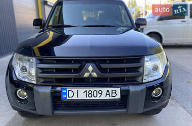 Внедорожник / Кроссовер Mitsubishi Pajero Wagon 2007 в 