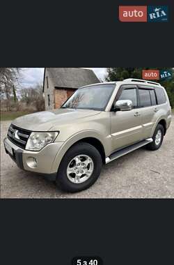 Внедорожник / Кроссовер Mitsubishi Pajero Wagon 2007 в Сумах