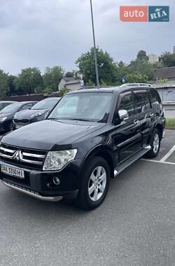 Внедорожник / Кроссовер Mitsubishi Pajero Wagon 2008 в 