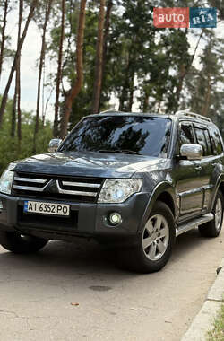 Mitsubishi Pajero Wagon 2008