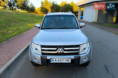 Внедорожник / Кроссовер Mitsubishi Pajero Wagon 2008 в 