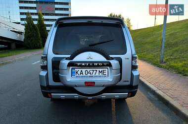 Внедорожник / Кроссовер Mitsubishi Pajero Wagon 2008 в 