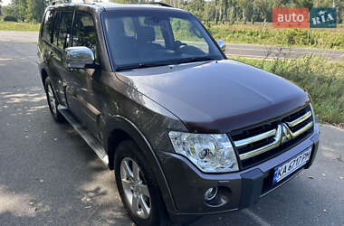 Mitsubishi Pajero Wagon 2011 Mitsubishi Pajero Wagon 2011