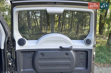 Внедорожник / Кроссовер Mitsubishi Pajero Wagon 2011 в 