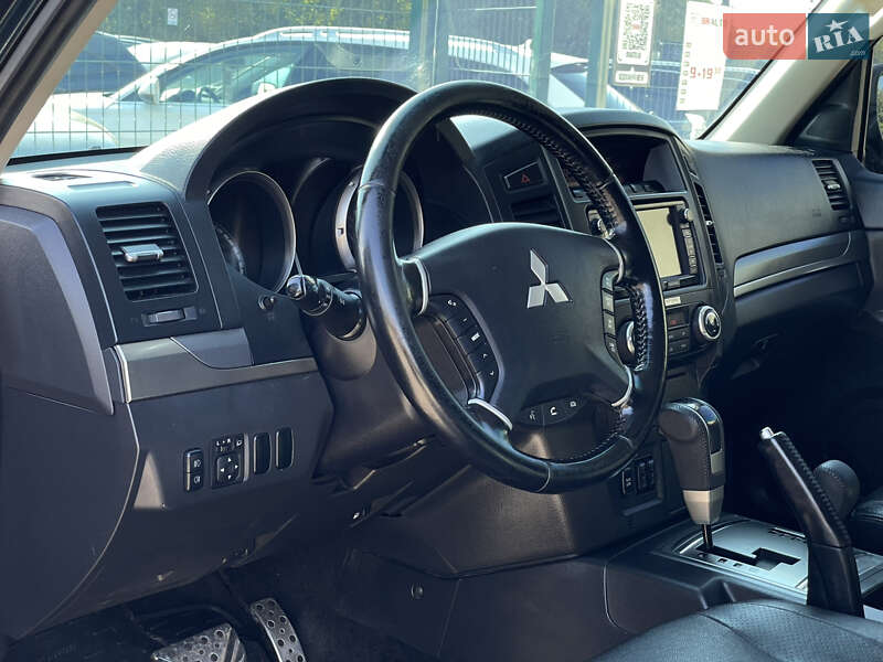 Позашляховик / Кросовер Mitsubishi Pajero Wagon 2014 в Бердичеві фото 24 Позашляховик / Кросовер Mitsubishi Pajero Wagon 2014 в Бердичеві