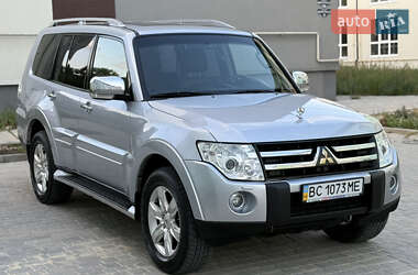 Внедорожник / Кроссовер Mitsubishi Pajero Wagon 2008 в 