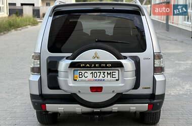 Внедорожник / Кроссовер Mitsubishi Pajero Wagon 2008 в 