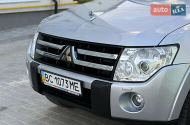 Внедорожник / Кроссовер Mitsubishi Pajero Wagon 2008 в 