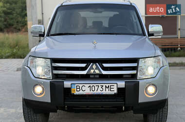 Внедорожник / Кроссовер Mitsubishi Pajero Wagon 2008 в 