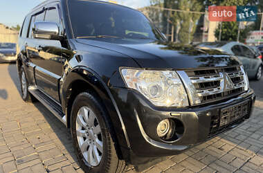Позашляховик / Кросовер Mitsubishi Pajero Wagon 2011 в Хмельницькому