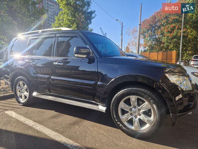Внедорожник / Кроссовер Mitsubishi Pajero Wagon 2008 в Одессе
