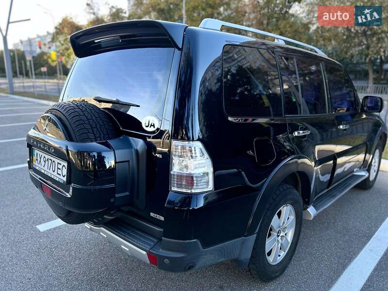 Внедорожник / Кроссовер Mitsubishi Pajero Wagon 2008 в Харькове