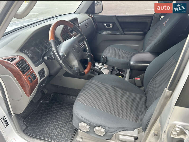 Внедорожник / Кроссовер Mitsubishi Pajero Wagon 2003 в Черкассах